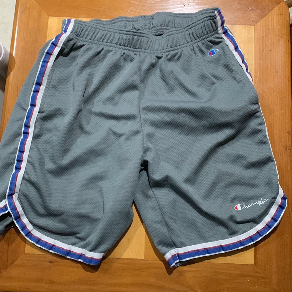 Champion Shorts‼️